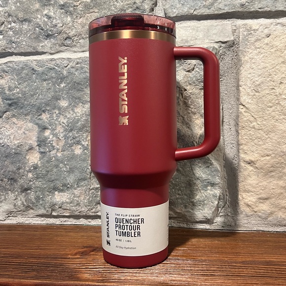 🍒Gilded Pomegranate🍒Sold Out THE QUENCHER PROTOUR FLIP STRAW TUMBLER | 40 OZ NWT - Picture 1 of 7